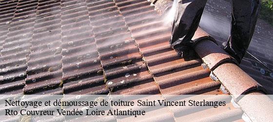 Nettoyage et démoussage de toiture  saint-vincent-sterlanges-85110 Rto Couvreur Vendée Loire Atlantique -4